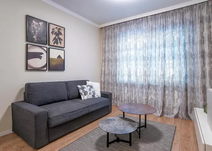 Tina\'S 2 Bedroom Top Central Apartment